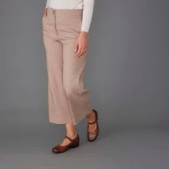 Dansko Fawna Chestnut Burnished Calf 12 Dansko Fawna Chestnut Burnished Calf -Dansko Footwear Outlet Store f23 fayette fawna chestnut lifestyle 2400x2400 1